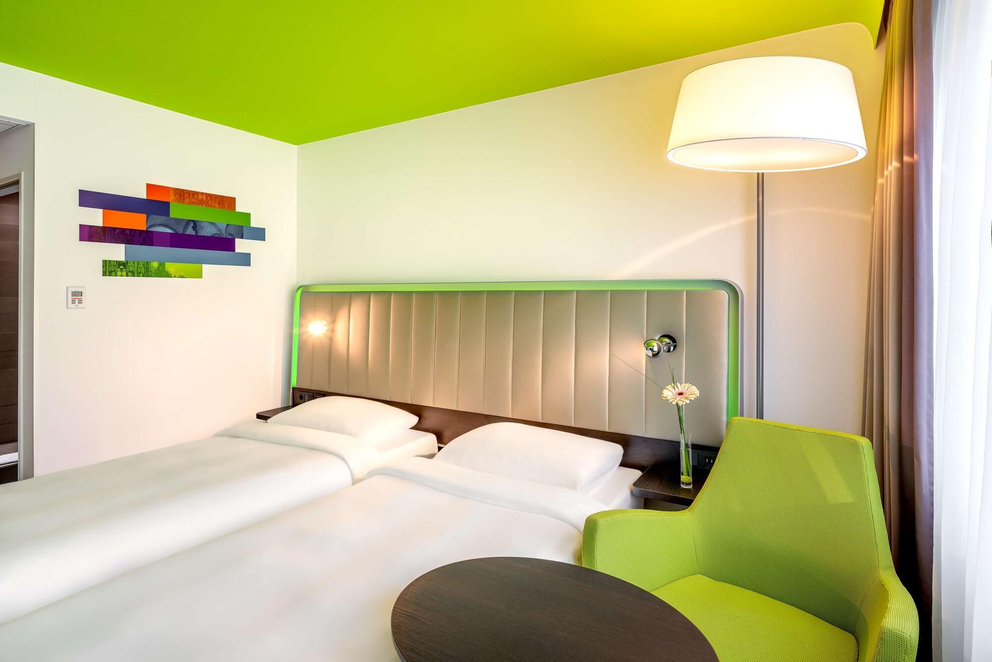Park Inn By Radisson Nuernberg Esterno foto