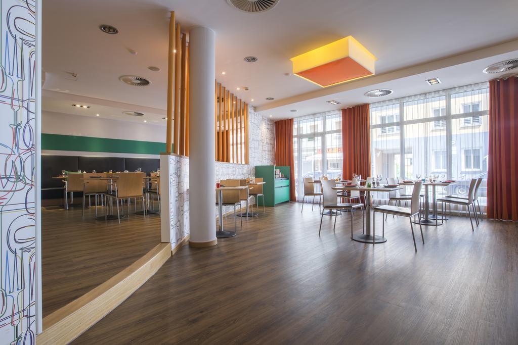 Park Inn By Radisson Nuernberg Esterno foto