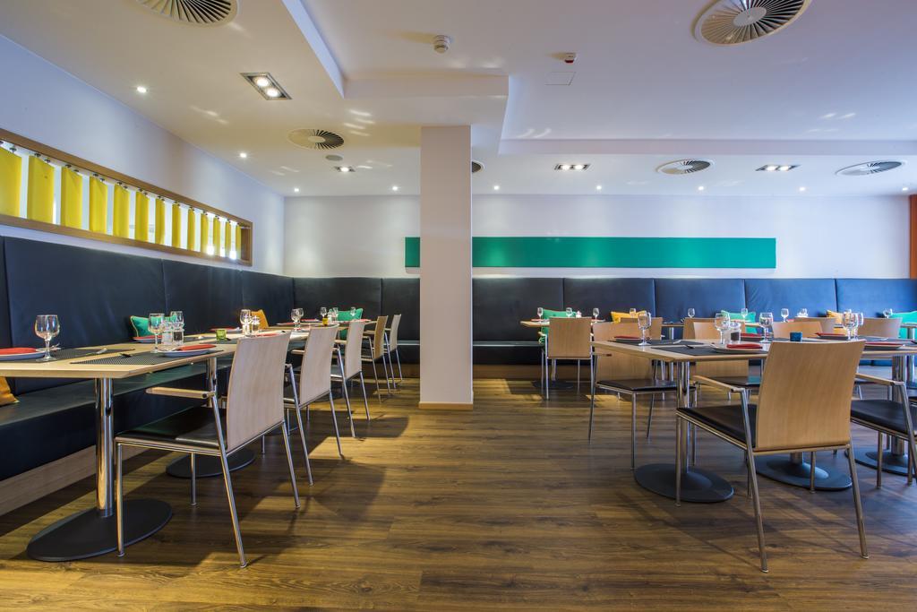 Park Inn By Radisson Nuernberg Esterno foto