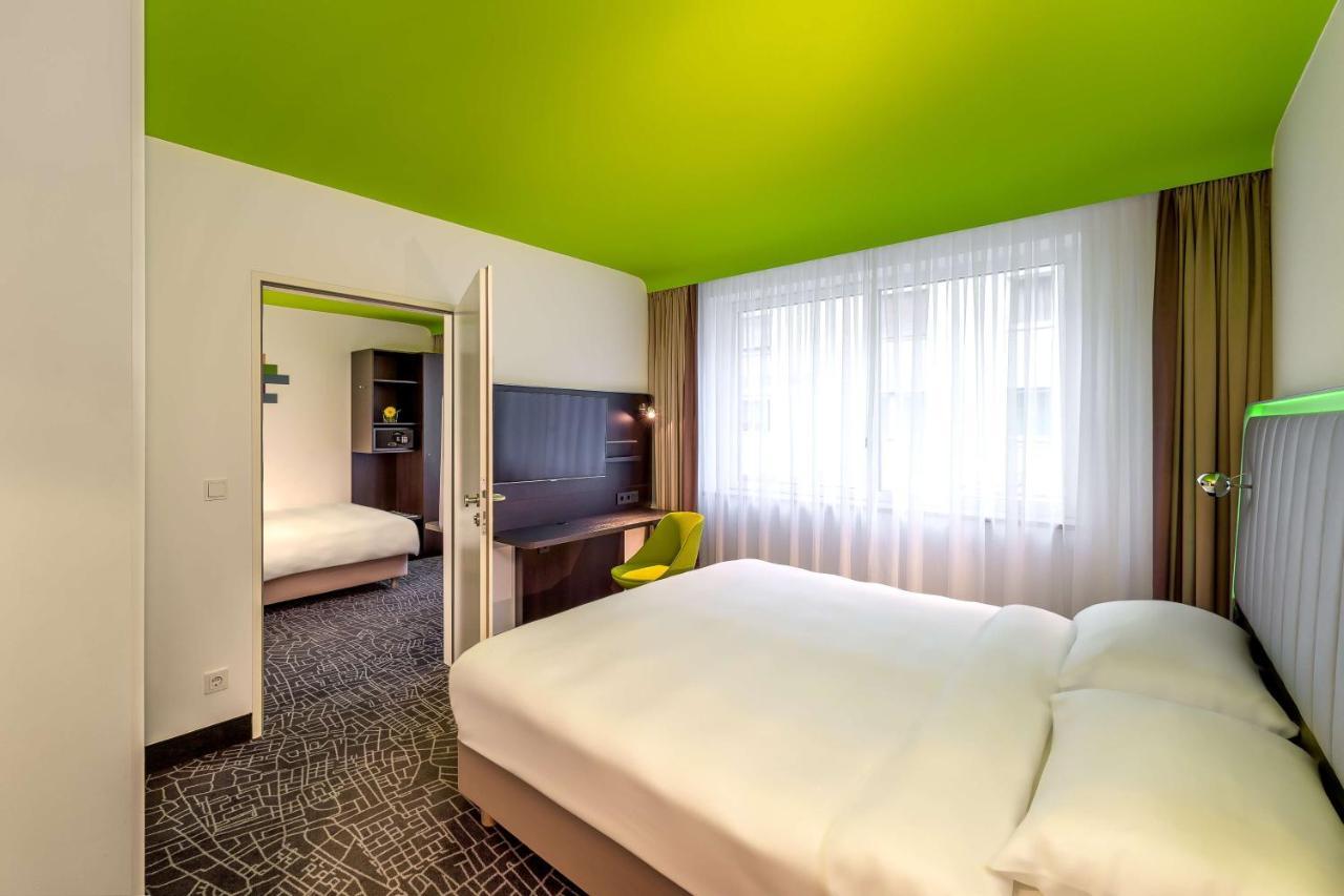 Park Inn By Radisson Nuernberg Esterno foto